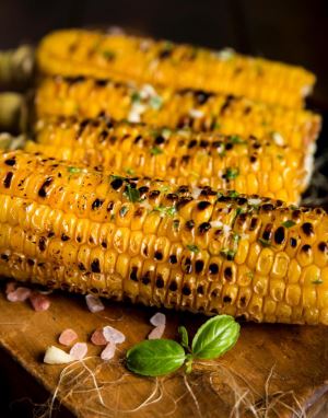 Grilled Corn with Butter